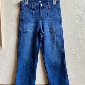 🔹Old Navy high-waisted jeans